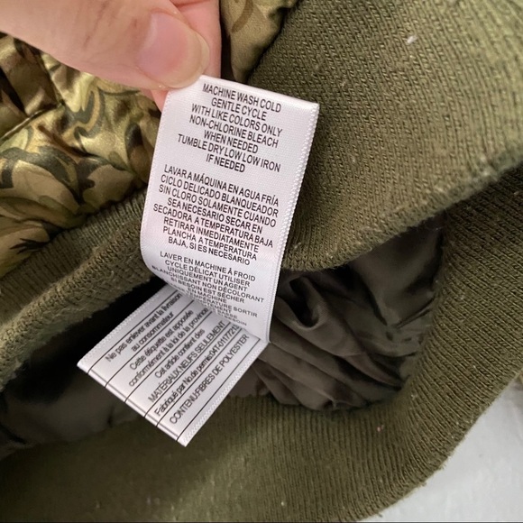 Limited Too Camo Patch Full Zip Bomber Jacket 4 - Picture 6 of 7